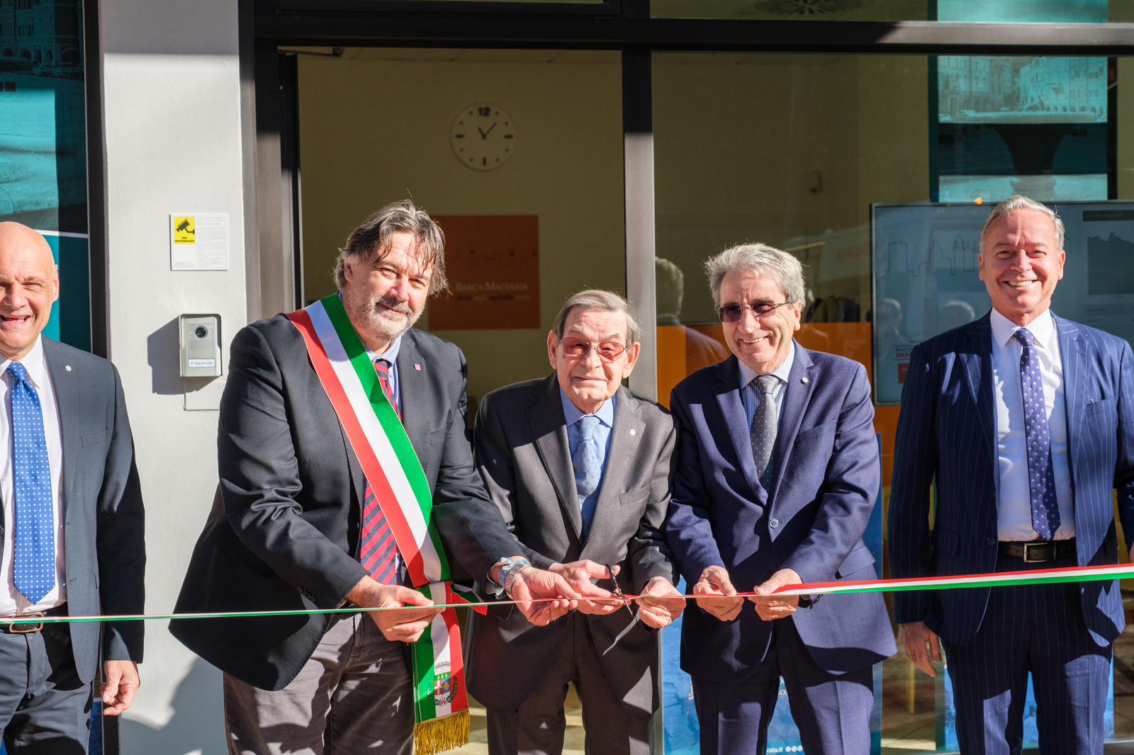 Banca Macerata arriva anche a Sarnano | Banca Macerata 2