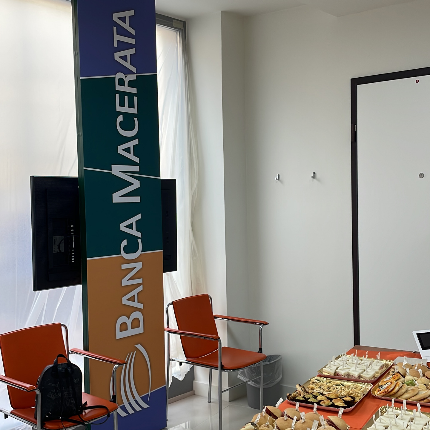 Ampliamento filiale di Macerata: più spazi dedicati alla clientela | Banca Macerata 2